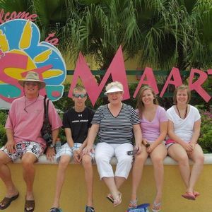 Meet your Posher, Linda